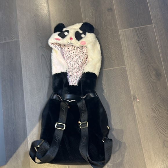 Betsey Johnson Plush Hooded Black Faux Fur Panda Hoodie Convertible Backpack - Picture 11 of 14